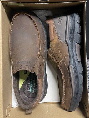 Mens Sketchers Leather Shoe.